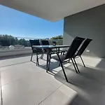 公寓 Luxury 2 Bedroom 301 拉纳卡