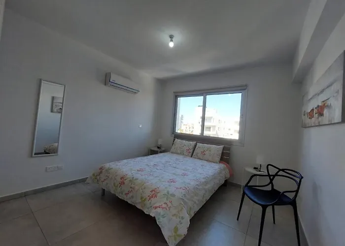 Luxury 2 Bedroom 301 *